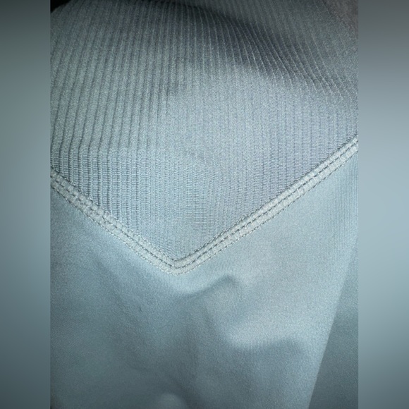 Zara Girls Leggings smooth on top part, texture on bottom, blue/gray?, size 9-10 - Picture 13 of 14